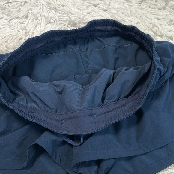 Lululemon Stroll at Sundown Short 3" True Navy - Picture 3 of 7